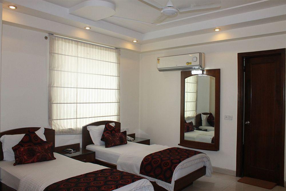 Hotel Shipra International New Delhi Eksteriør bilde