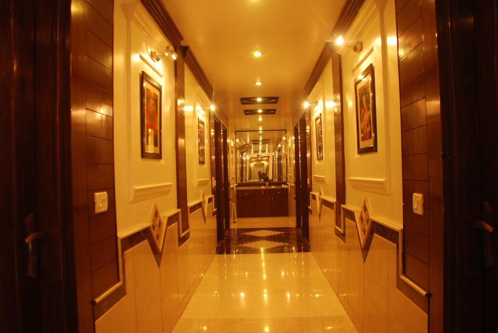 Hotel Shipra International New Delhi Interiør bilde